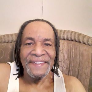 Meet your Posher, Ernest